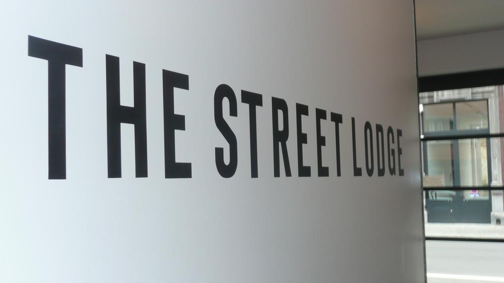 B&B The Street Lodge Lieja Exterior foto
